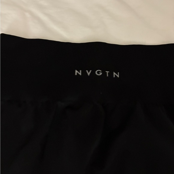 NVGTN Solid Seamless Leggings - Picture 3 of 7